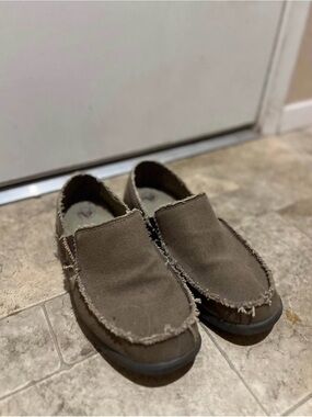 CROCS Men's Frayed Canvas Slip-On Loafers in Olive 🫒